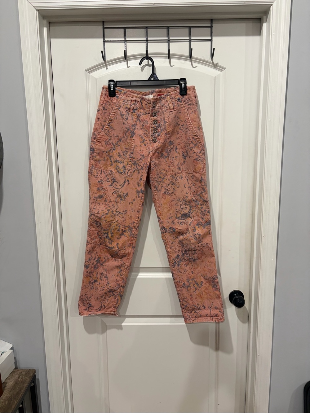 Anthropologie “The Wanderer” Coral Pink Printed Ankle Jeans